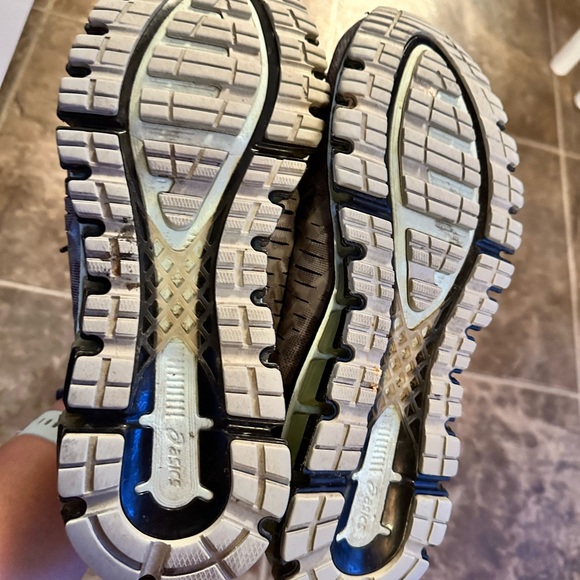 ASICS size 8 - Picture 5 of 5